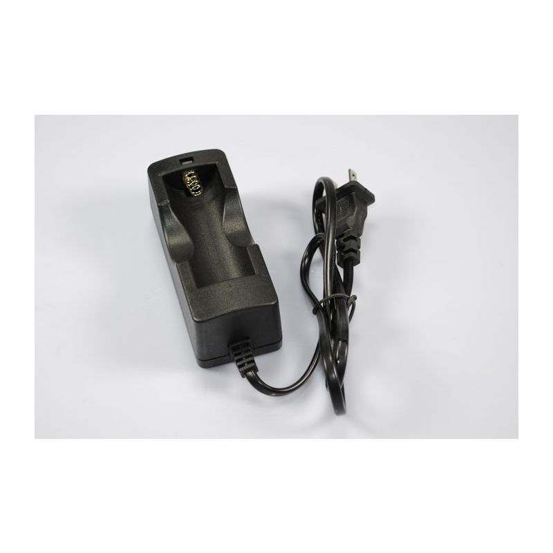 UltraFire ľahká a prenosná nabíjačka na Li-ion 26650 AC100V-240V plug-and-play pre efektívne nabíjanie