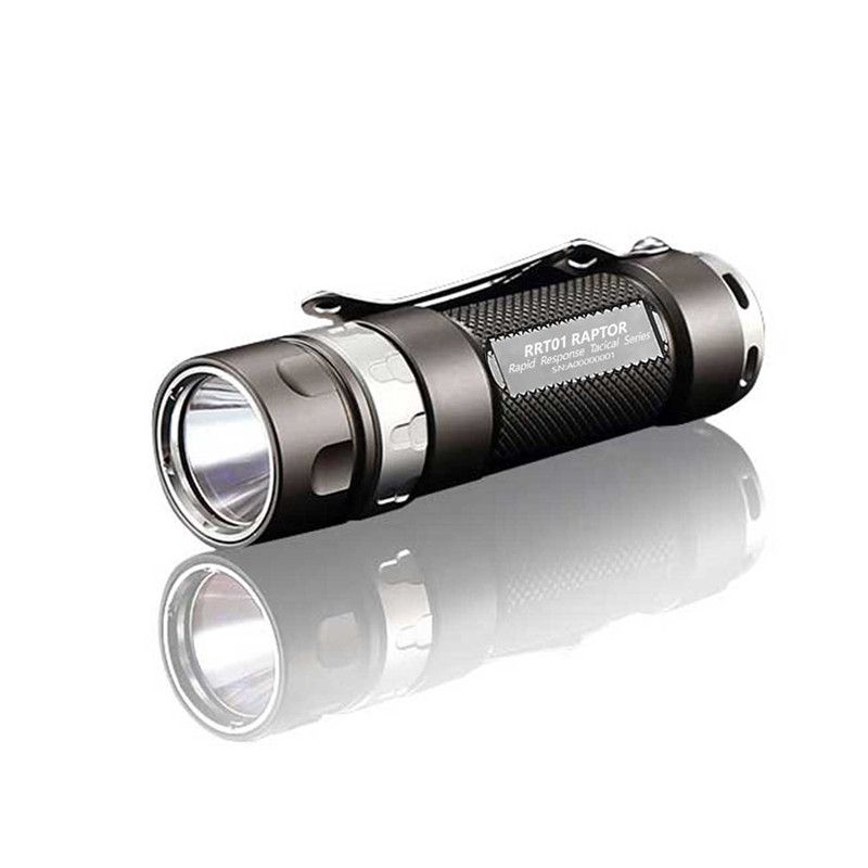 JETBeam JET-RRT01 taktická EDC baterka 950 lúmen XP-L s nastaviteľným lúčom ideálna na kempovanie a turistiku