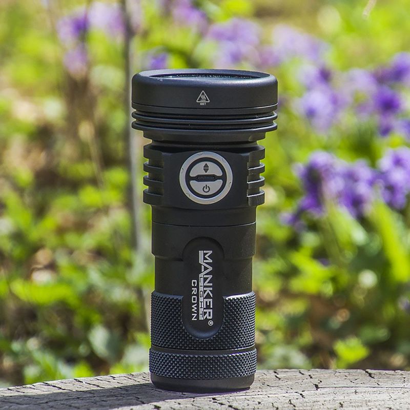 Manker CROWN digitálne zoomovacia 5000 lúmenov baterka dosah lúca 900m vysokoúčinná LED ideálna pre kempovanie