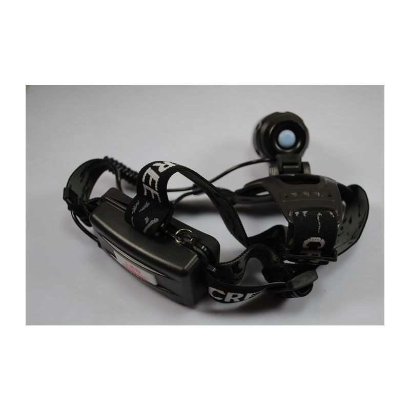 UltraFire A1 1200 LUMENS vysoko výkonný T6 svetlomet 3 režimy hliníková zliatina nastaviteľná základňa