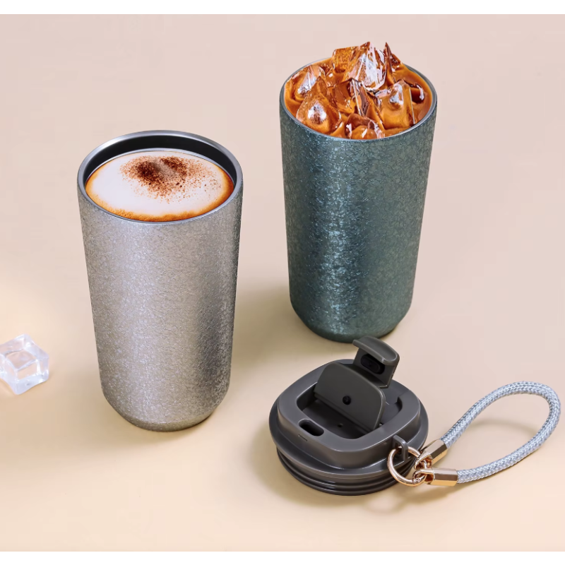 Luxusná Titánová Kávová Šálka: Izolovaná, Nepriepustná pre Cestovanie & Outdoor!