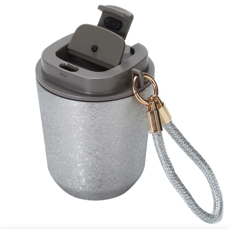 Luxusná Titánová Kávová Šálka: Izolovaná, Nepriepustná pre Cestovanie & Outdoor!