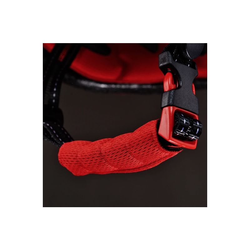 ROCKBROS ľahká cyklistická prilba USB nabíjanie integrované osvetlenie ochrana proti hmyzu ultraľahká prilba