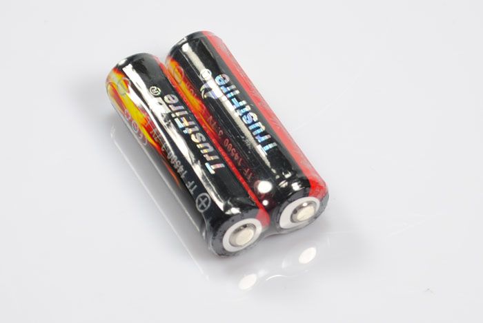 TrustFire 14500 Nabíjateľná Li-ion Batéria 900mAh Vysoká Kapacita Ekologicky Šetrná Univerzálna Batéria Pár