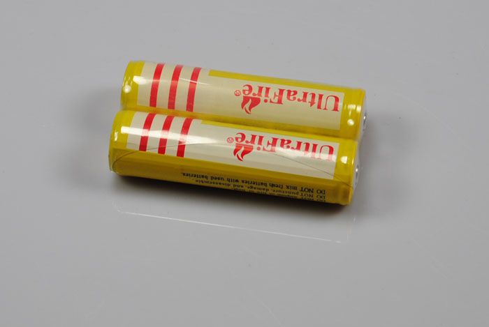 UltraFire BRC 18650 vysokokapacitná nabíjateľná lítiovo-iónová batéria pár pre baterky a fotoaparáty 3600mAh