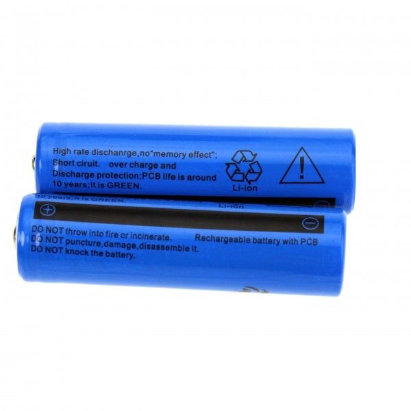 Ultrafire TR 3000mAh 3.7V 18650 Li-ion vysokokapacitná rýchlonabíjacia batéria – pár pre baterku a elektronické cigarety