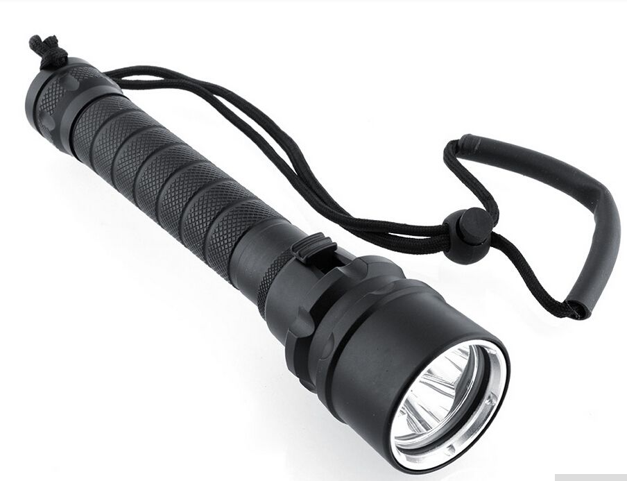 Illuminate Adventures SK68 Q5 LED prenosné mini ZOOM svietidlo 6000 lúmenov odolné vodotesné kempingové svetlo