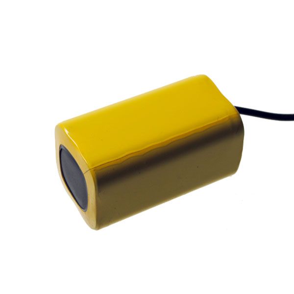 Rozhranie s pevným upevnením skrutkou 8.4V 4x18650 8800mAh LED predné svetlo na bicykel UltraFire vodotesná bicyklová batéria