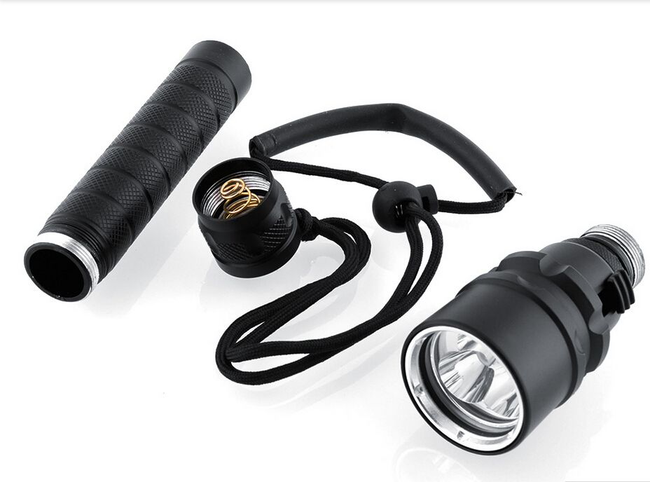 Illuminate Adventures SK68 Q5 LED prenosné mini ZOOM svietidlo 6000 lúmenov odolné vodotesné kempingové svetlo