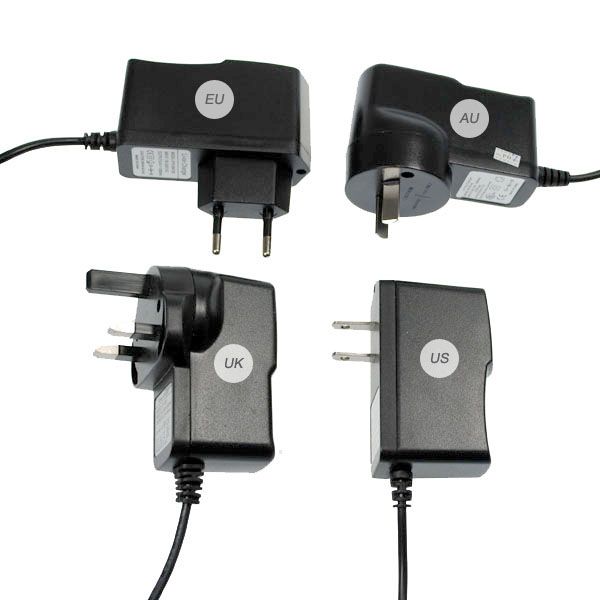 Čierna nabíjačka 8.4V H-8408 s kompaktným dizajnom univerzálna Li-iónová nabíjačka pre bicyklové svetlá