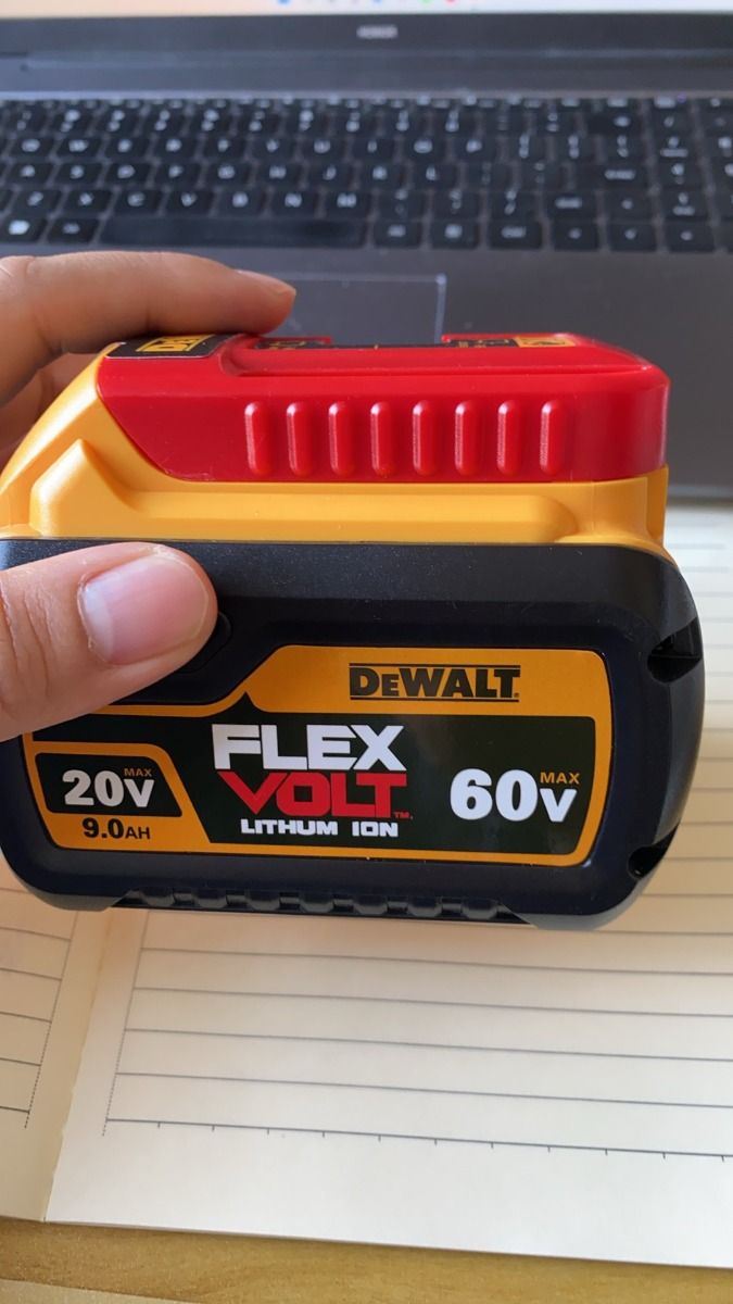 DEWALT DCB609 FLEXVOLT 20V/60V MAX Lítium 9.0Ah Batéria